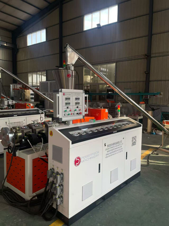 Conical twin screw extruder in the pvc profile production line.jpg