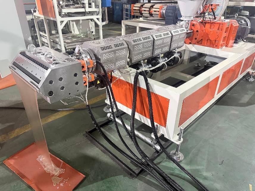 Single screw extruder