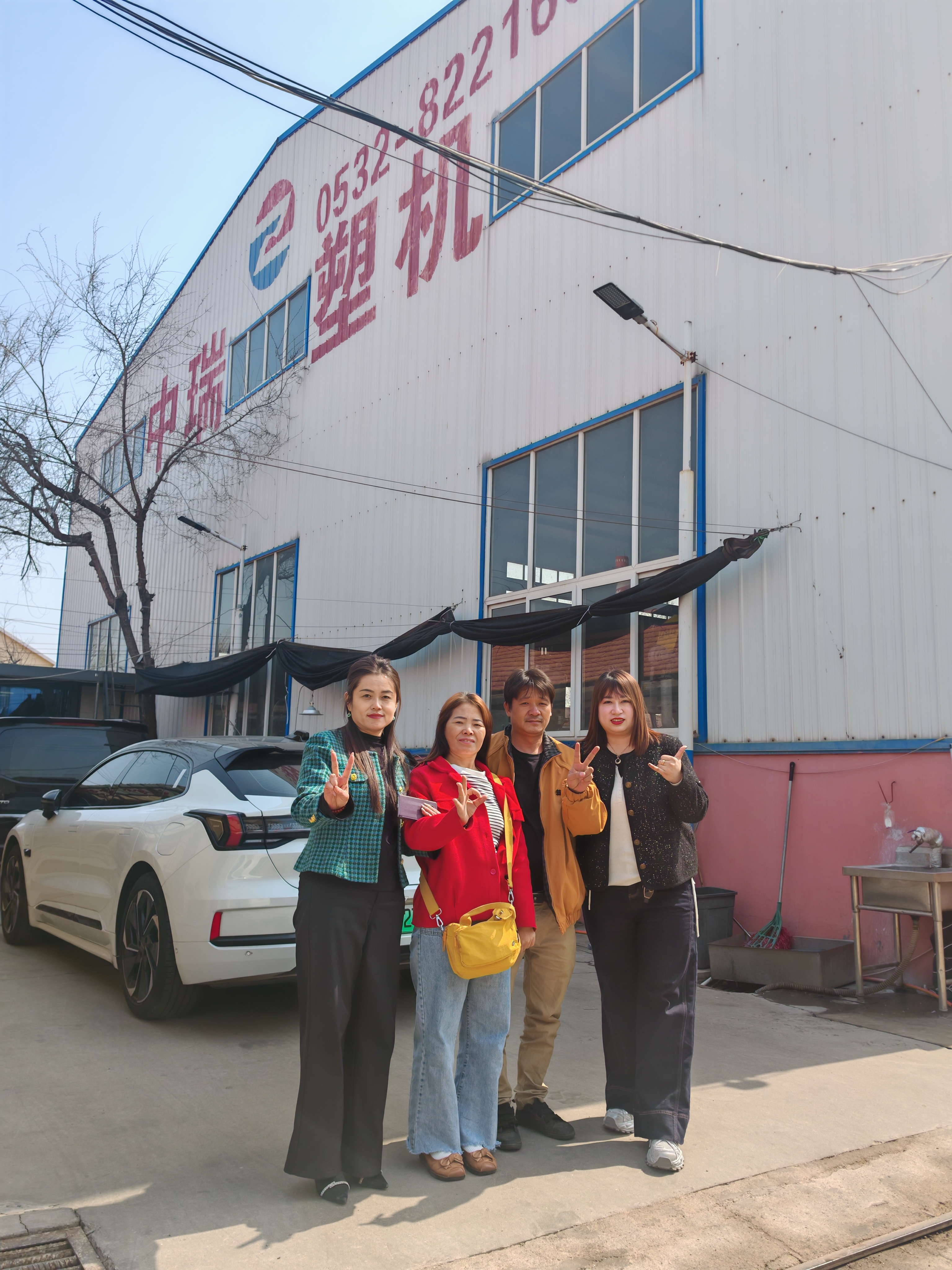 Deepening Overseas Expansion and Staying True to Our Original Aspirations to Win Orders – Qingdao Zhongrui Successfully Signs Contract with Lao Client