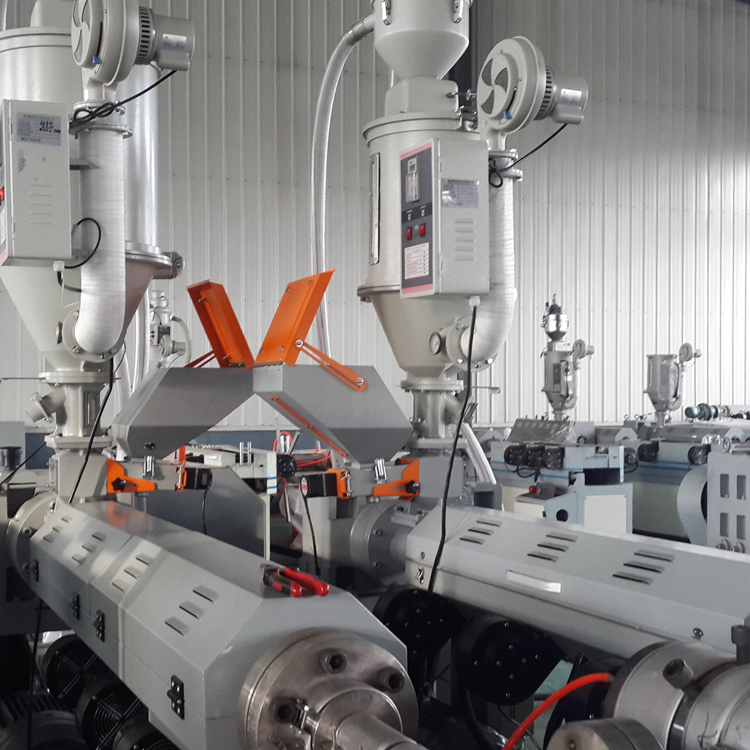 Industrial extrusion machinery facility layout